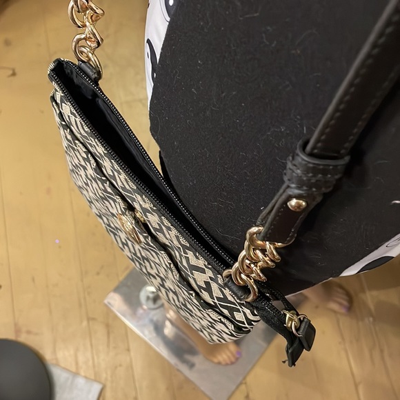 Tommy Hilfiger, Patterned Canvas Cross Body Purse - Picture 7 of 7